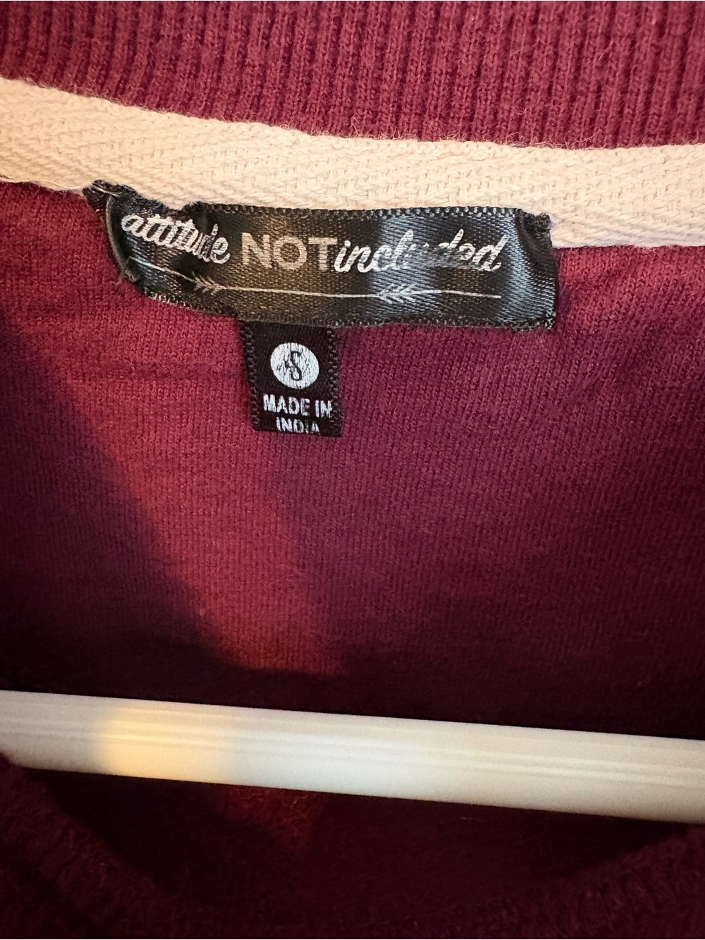 Howdy Y'All Crewneck Sweatshirt - Burgundy - Picture 6 of 6